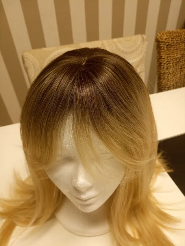 ❣️Peluca larga nueva castaño y rubio,a estrenar.