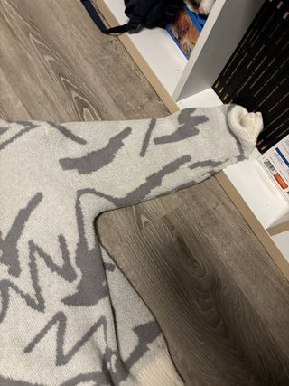 Jersey Oversize Beige y Gris Talla M