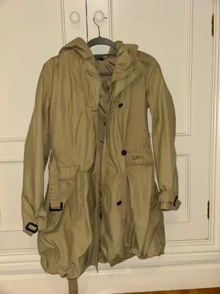 Gabardina DKNY Beige