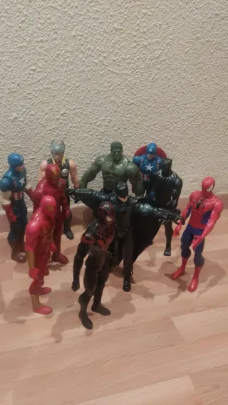 Lote 10 Figuras Superhéroes Marvel Vengadores GRAN