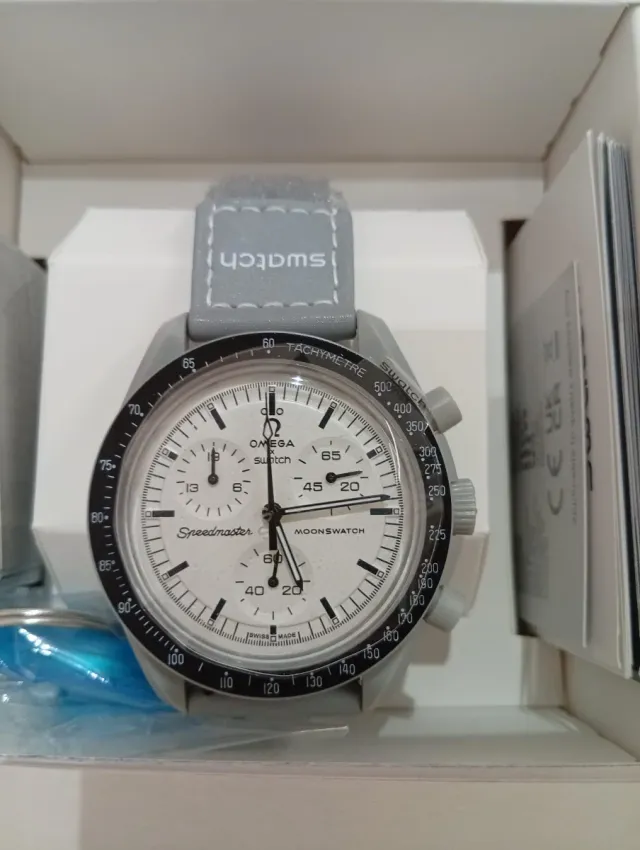 Swatch MoonSwatch 1965