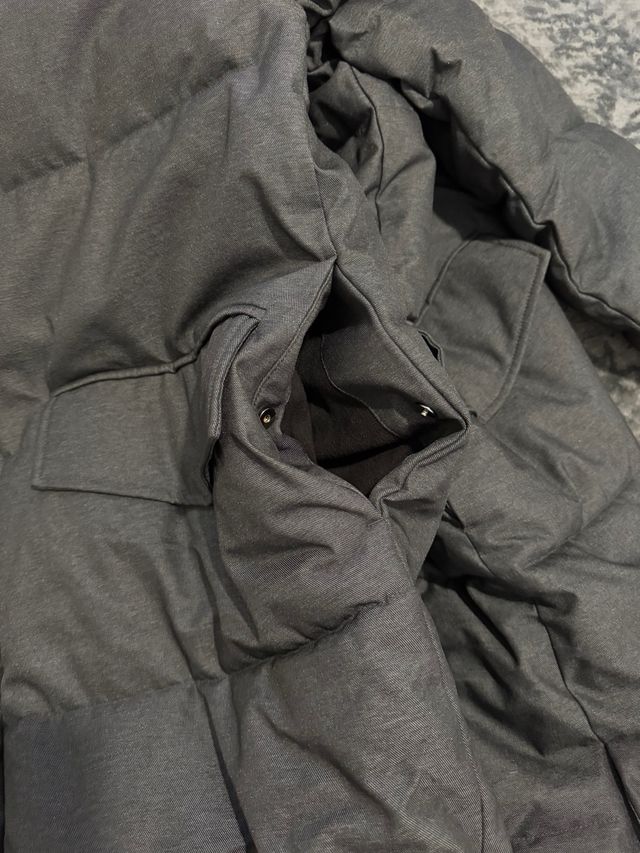 Abrigo largo gris negociable