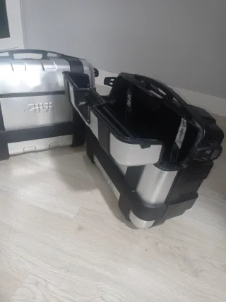 Maletas Laterales Givi Aluminio