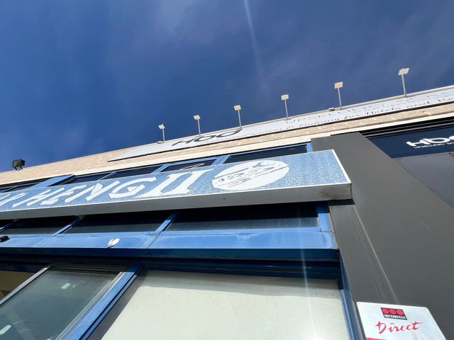 Cartel luminoso para negocios