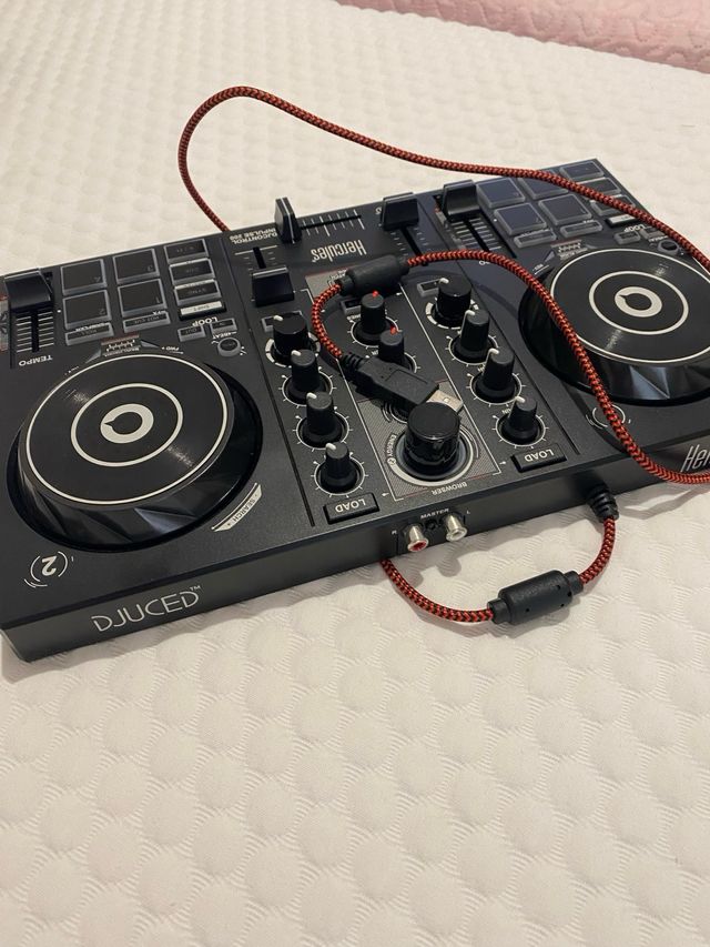 Hercules DJControl Impulse 200