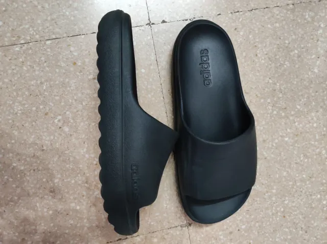 Chanclas Adidas Adilette Talla 42 Negras