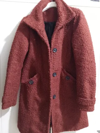 Cappotto donna rosso effetto bouclé