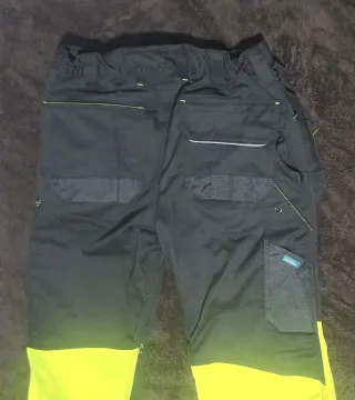 Pantalón Portwest Talla 42 con Rodilleras