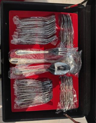 Cubertería de lujo en maletín Acero 18/10 Navidad