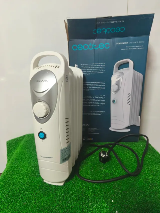 Radiador Cecotec Blanco y Gris