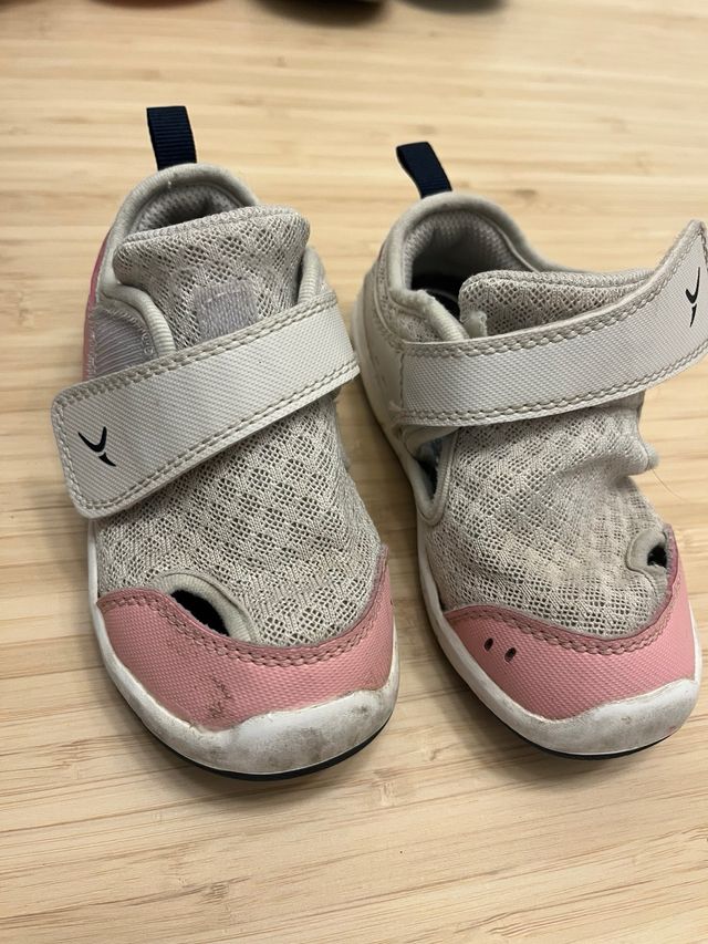 Zapatos de niña.Zara, Garvalín, Decathlon. T23-24