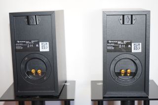 Altavoces Auna Bookshelf 100W Negros