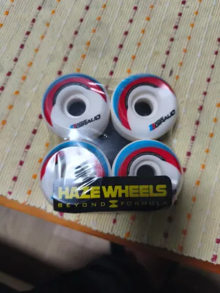 Ruedas de skate Spitfire y Haze Wheels