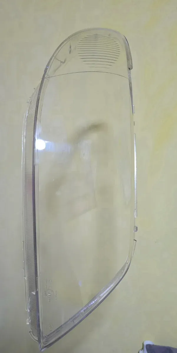 Cubiertas de  Faros Delanteros de Mazda 323