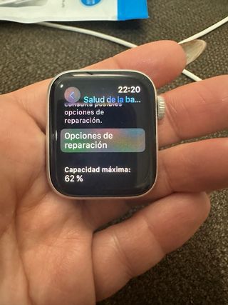 Apple Watch Series 4 GPS 40mm Gris