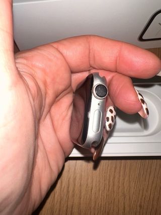 Apple Watch Series 4 GPS 40mm Gris