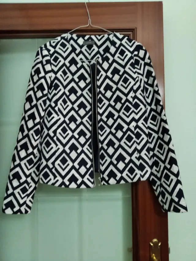 Chaqueta estampada Talla M