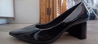 Zapatos de tacón Zara negros talla 38