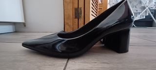 Zapatos de tacón Zara negros talla 38