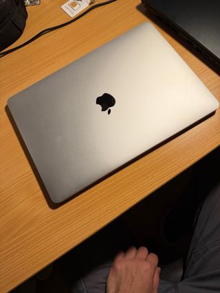 MacBook Pro 13 2017 Plata para reparar.
