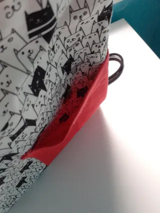 Mochila de cuerdas con estampado de gatos