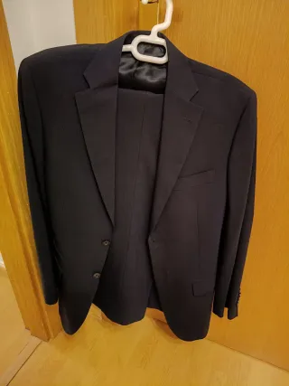 Traje Cortefiel azul oscuro