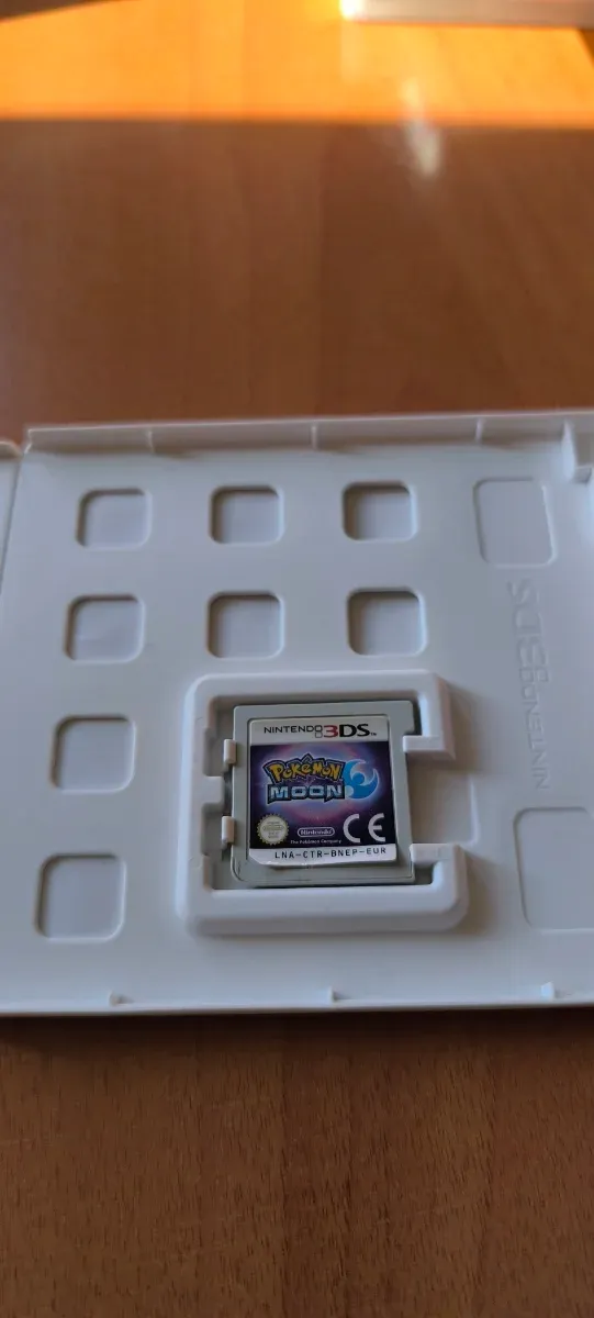 Pokémon Luna Nintendo 3DS