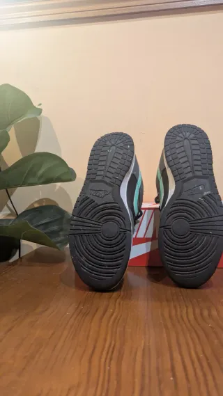 Nike Dunk Low Gris y Turquesa Talla 42