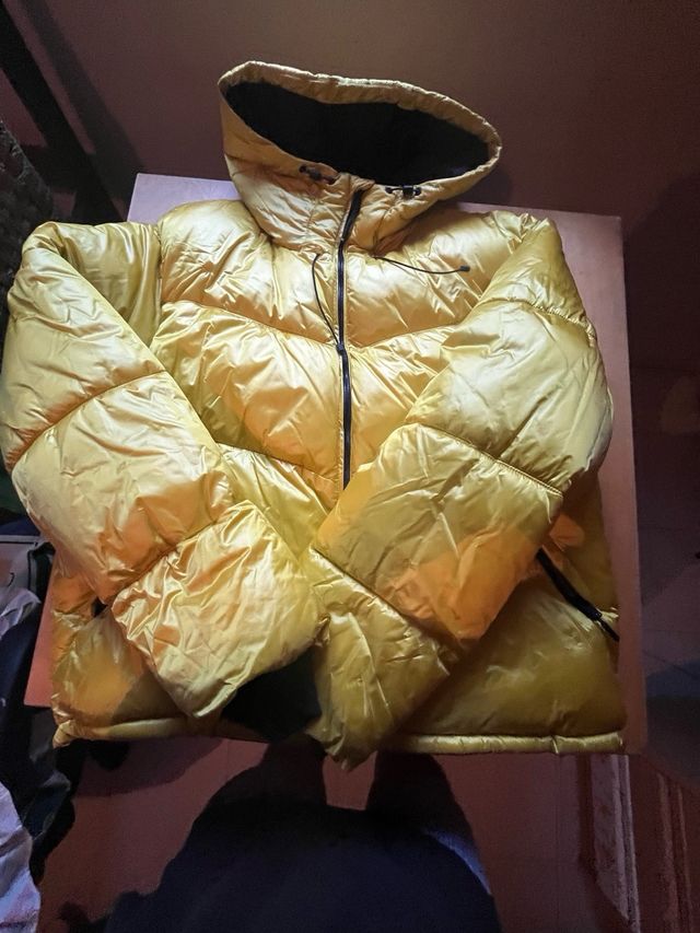 Chaqueta Plumífera Amarilla Bershka