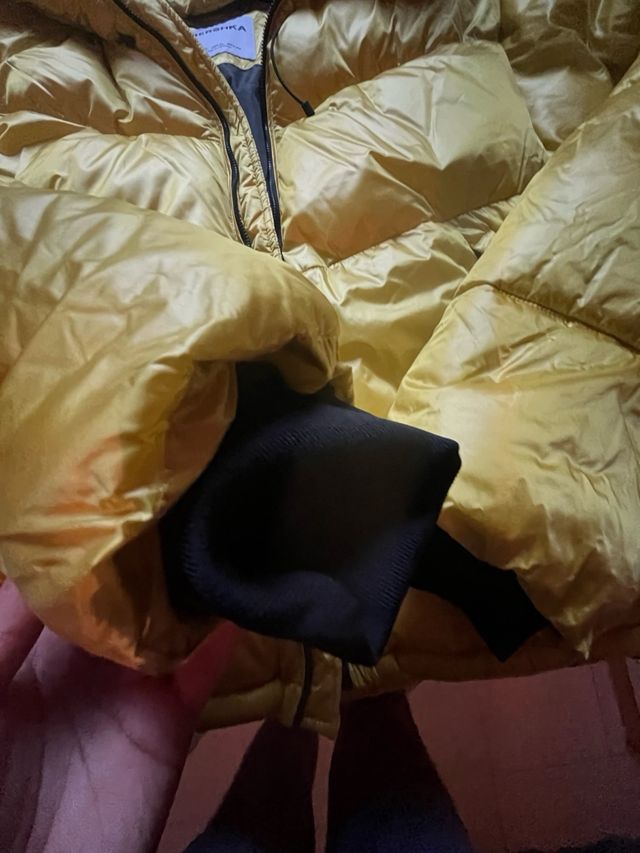 Chaqueta Plumífera Amarilla Bershka