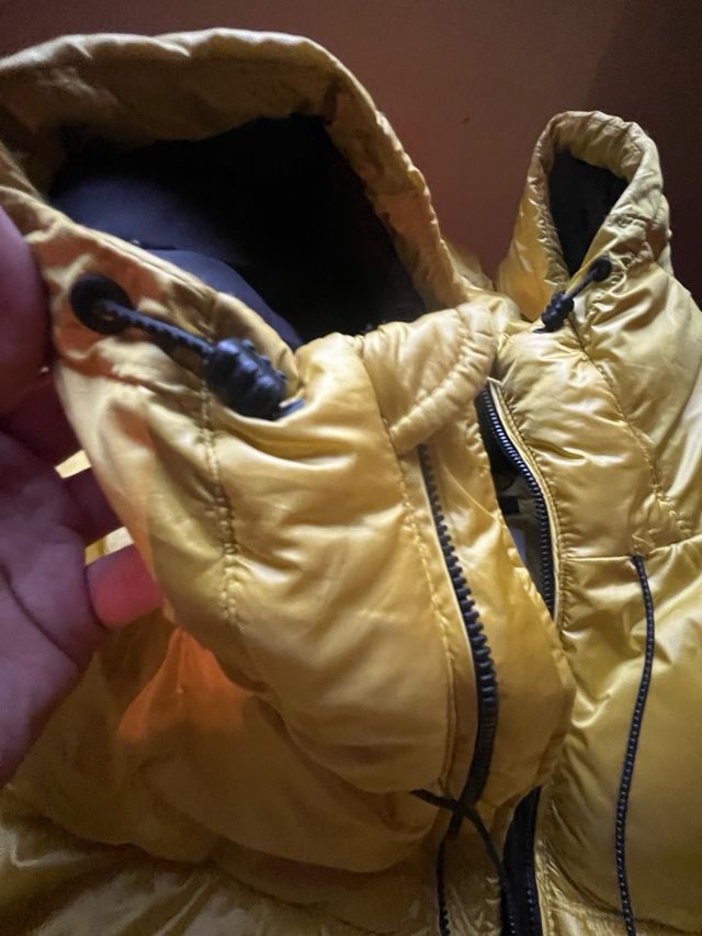 Chaqueta Plumífera Amarilla Bershka