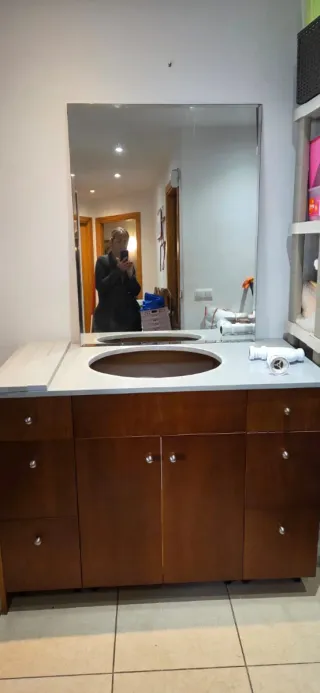 Mueble baño mármol y espejo