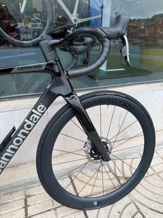 Bicicleta Cannondale SuperSix EVO Hi-Mod Negra