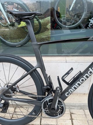 Bicicleta Cannondale SuperSix EVO Hi-Mod Negra