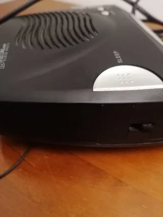 Radio Despertador Clatronic.