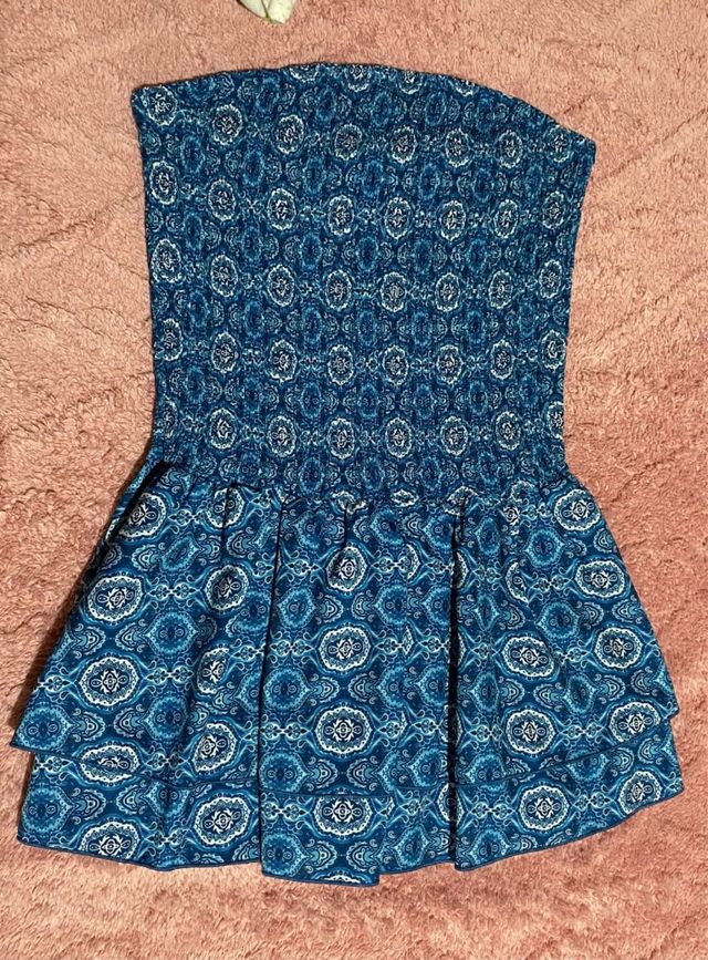Vestido strapless estampado azul y blanco