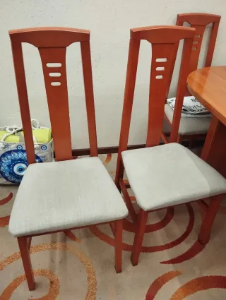 Mesa de comedor extensible con 6 sillas