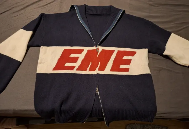 Jersey Eme Studios cremallera azul y rojo