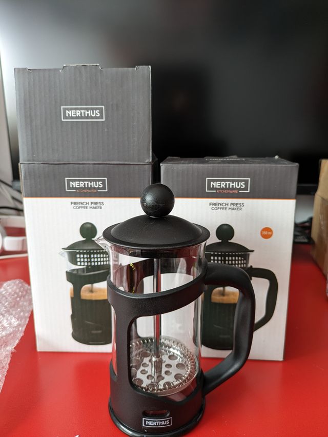 CAFETERA FRANCESA DE ÉMBOLO