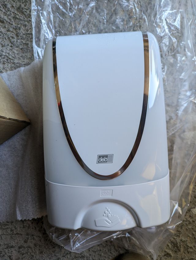DISPENSADOR DE JABÓN DEB