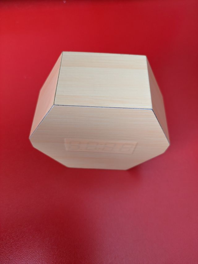 RELOJ DIGITAL DE SOBREMESA