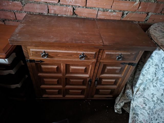 MUEBLE CASTELLANO PARA MAQUINA DE COSER