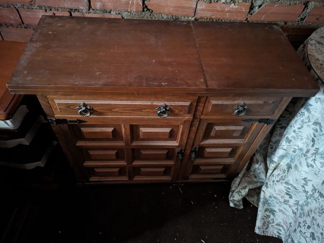 MUEBLE CASTELLANO PARA MAQUINA DE COSER