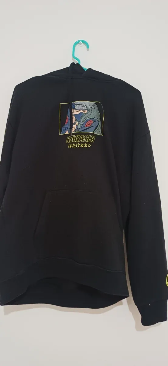 Felpa Kakashi Naruto Pull&Bear