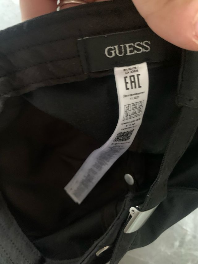 Gorra Guess Negra Original