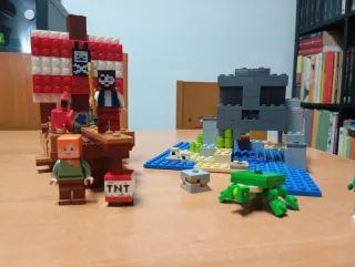 Lego Minecraft Barco Pirata y Criaturas