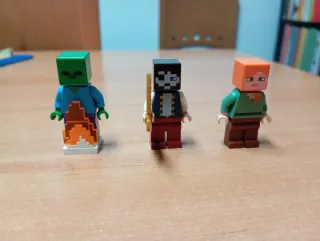 Lego Minecraft Barco Pirata y Criaturas