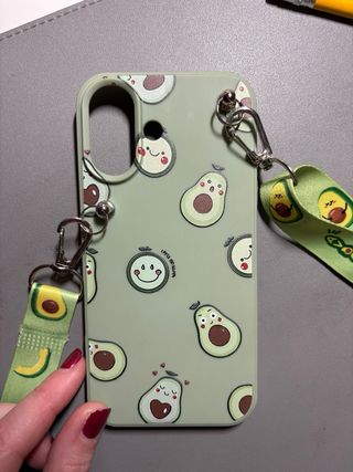 Funda I Phone 16 (Avocado con cordón)