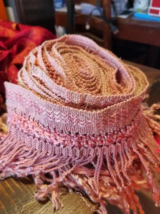 Passamaneria rosa antico con frange