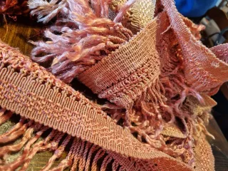 Passamaneria rosa antico con frange